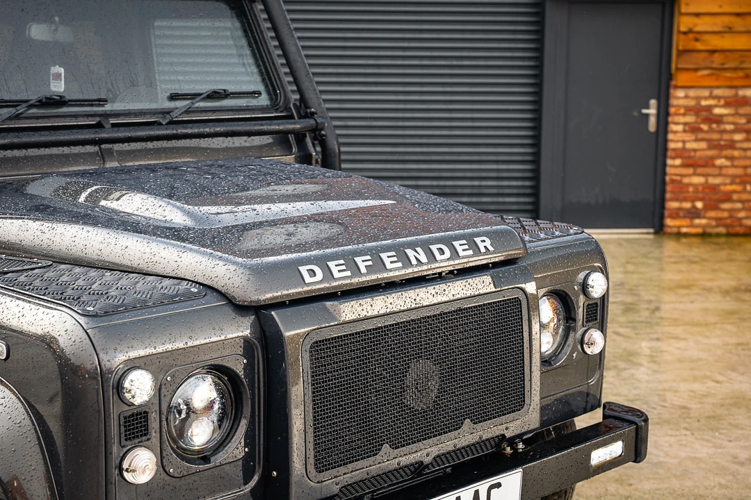 2015 Land Rover Defender 90 - Image 30 of 31
