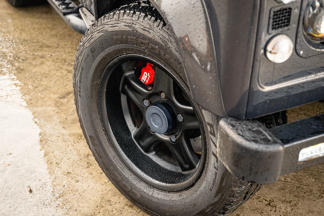 2015 Land Rover Defender 90 - Image 29 of 31
