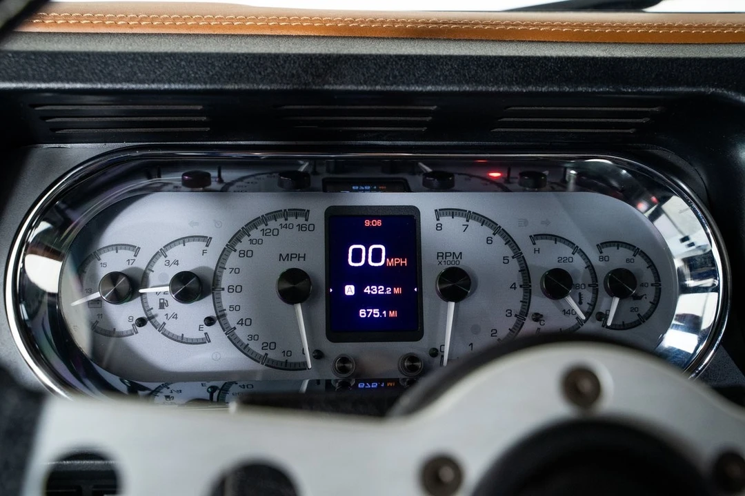 2015 Land Rover Defender 90 - Image 28 of 31