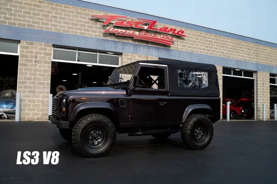 2015 Land Rover Defender D90 Resto-Mod
