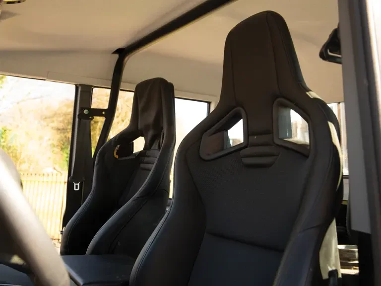 2015 Land Rover Defender 110 - Image 15 of 27