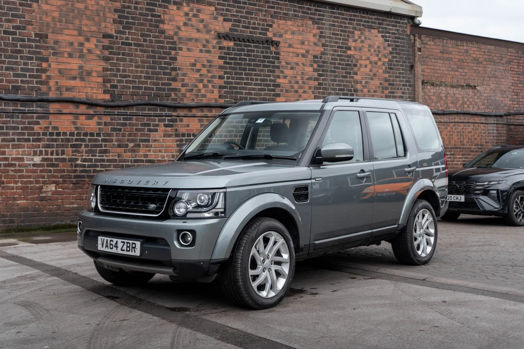 2015 Land Rover Discovery 4th Gen - Image 13 of 31