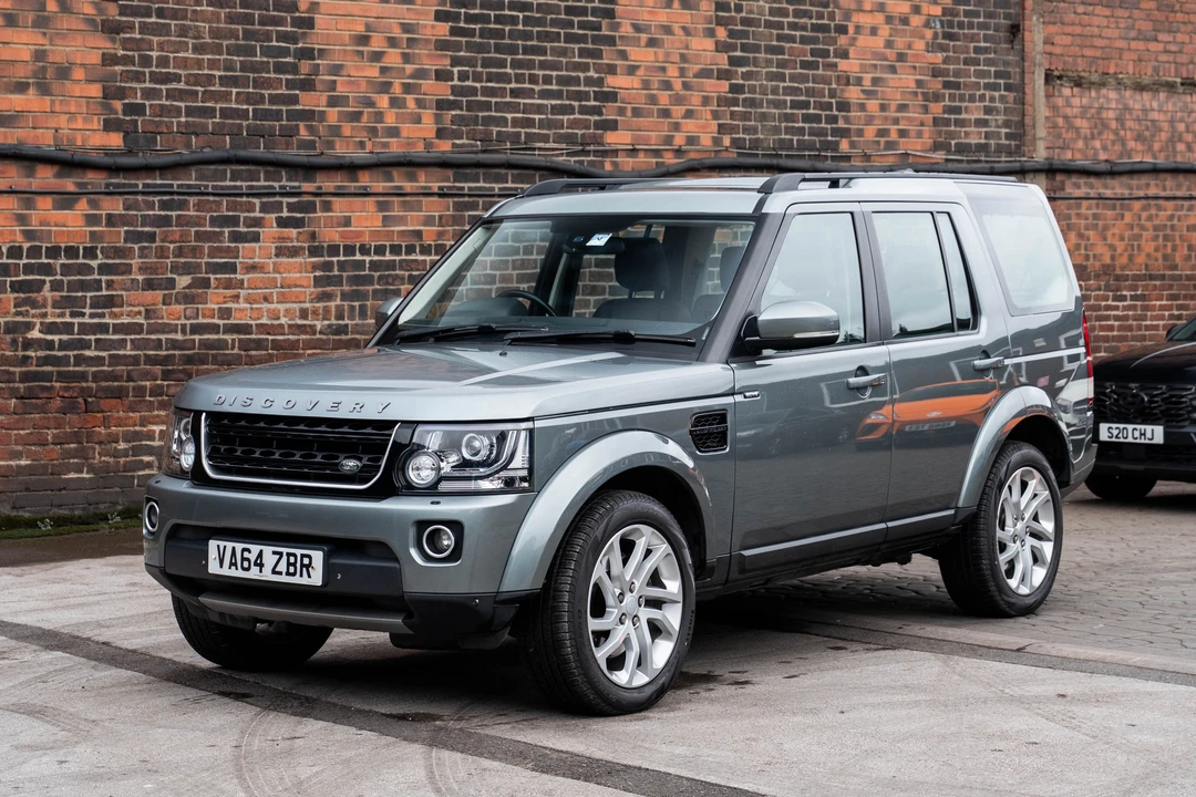 2015 Land Rover Discovery 4th Gen - Image 16 of 31