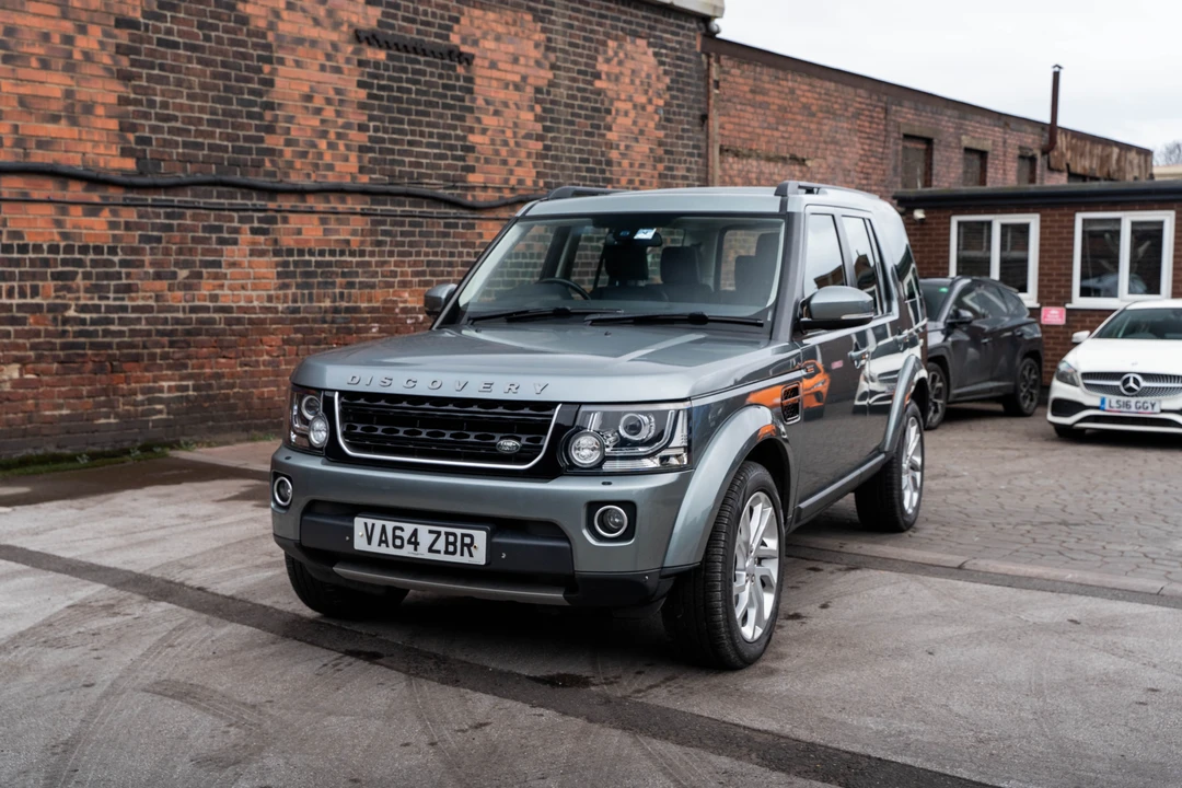 2015 Land Rover Discovery 4th Gen - Image 17 of 31
