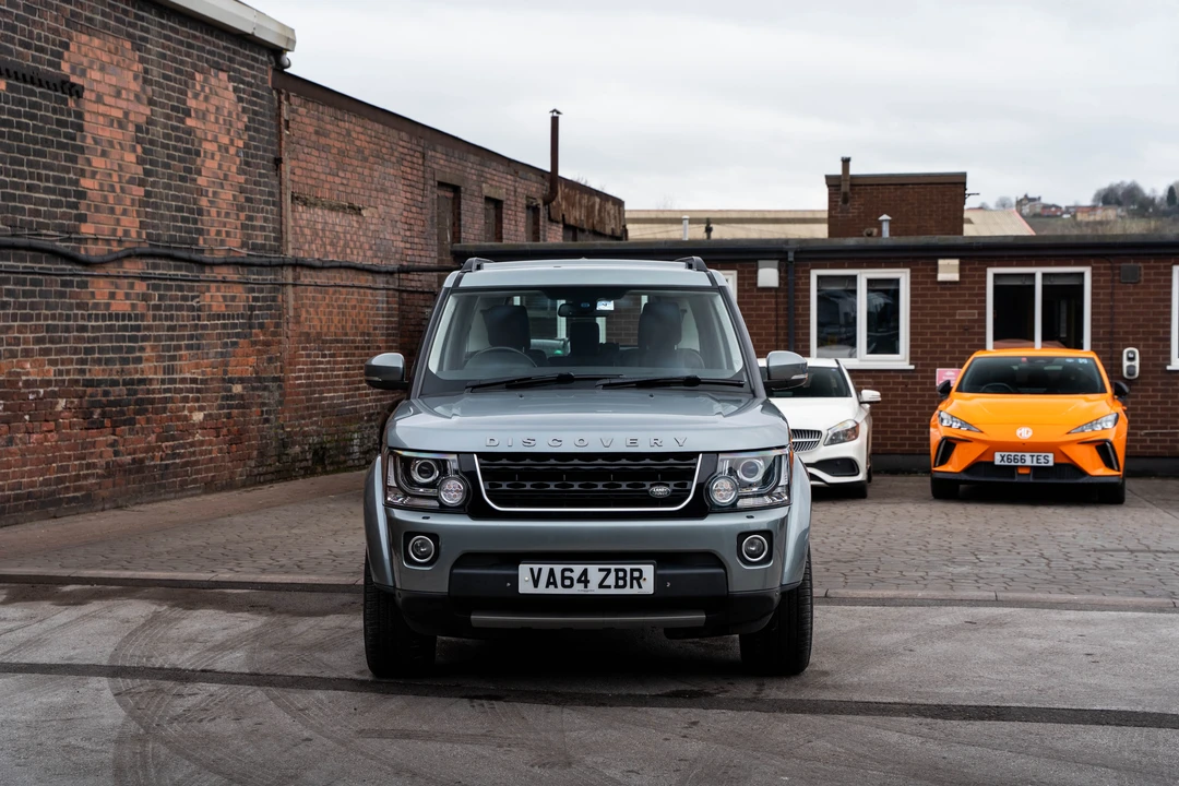 2015 Land Rover Discovery 4th Gen - Image 2 of 31