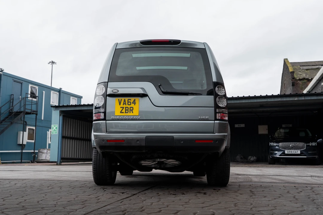 2015 Land Rover Discovery 4th Gen - Image 28 of 31