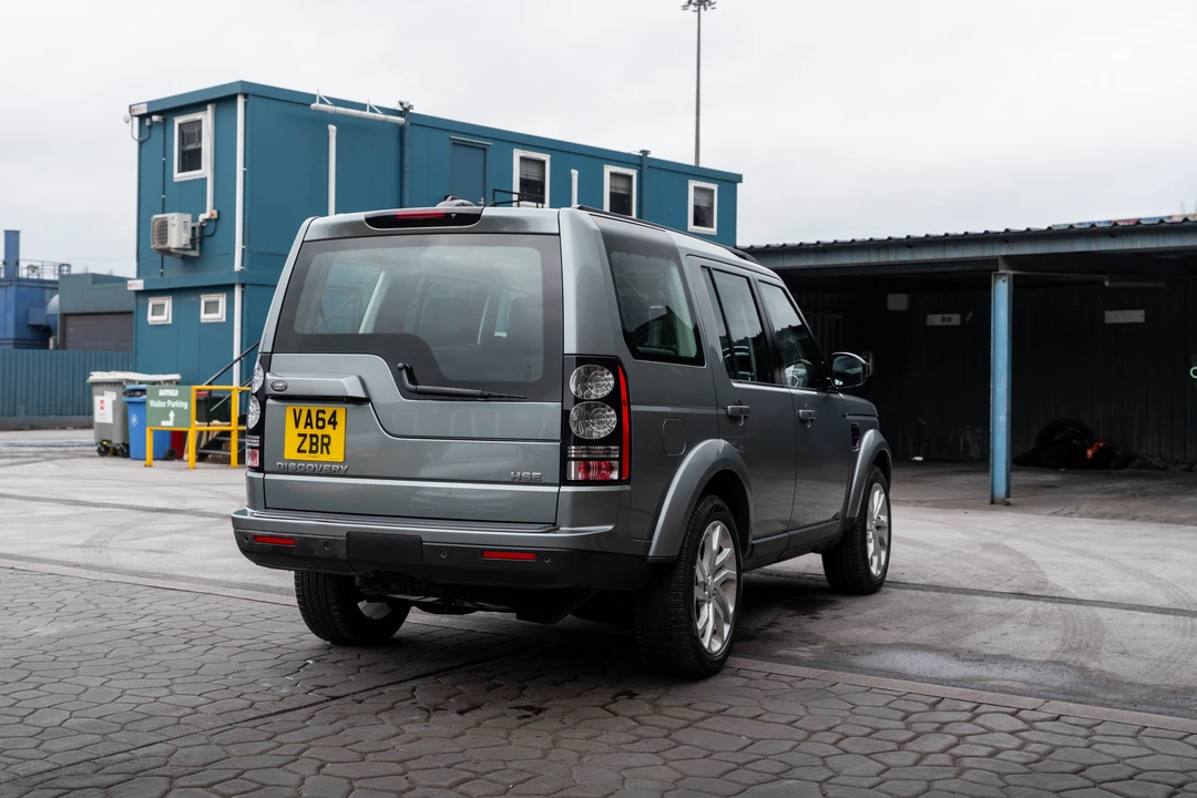 2015 Land Rover Discovery 4th Gen - Image 7 of 31