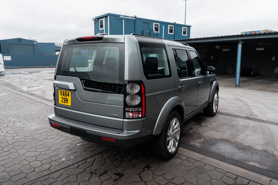 2015 Land Rover Discovery 4th Gen - Image 30 of 31