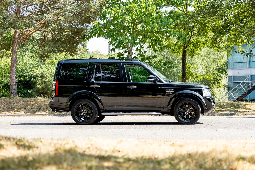 2015 Land Rover Discovery 4th Gen - Image 15 of 31