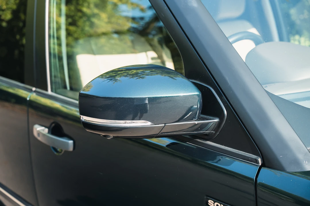 2015 Land Rover Discovery 4th Gen - Image 11 of 31