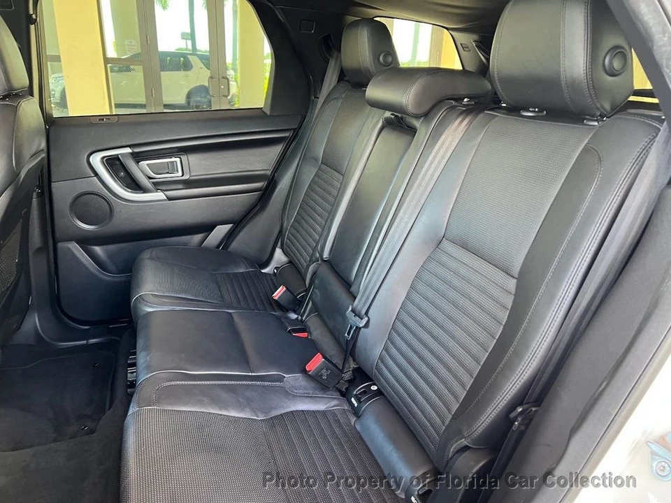 2015 Land Rover Discovery 4th Gen - Image 10 of 12