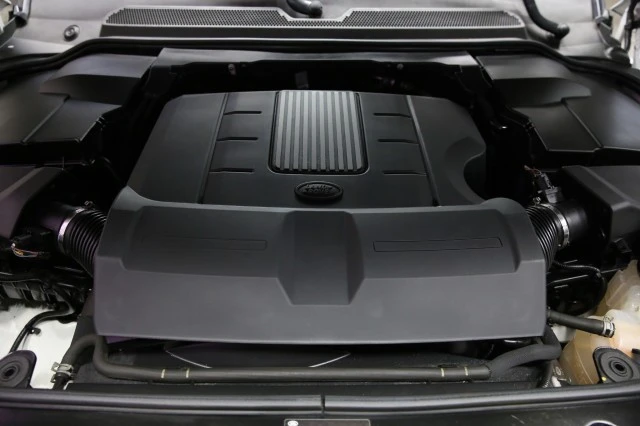 2015 Land Rover Discovery 4th Gen - Image 7 of 21
