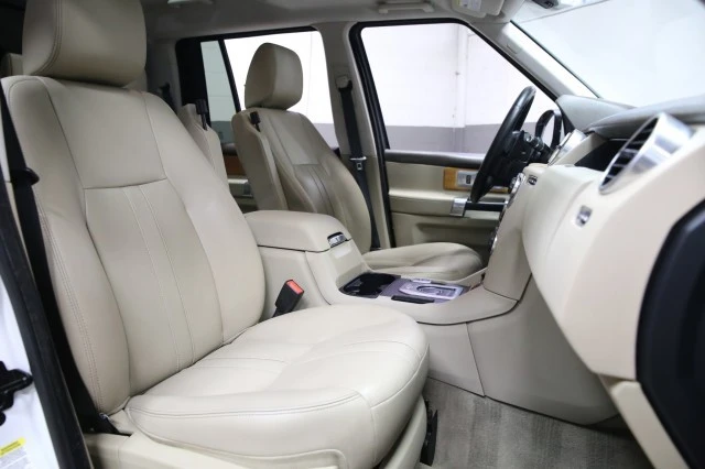 2015 Land Rover Discovery 4th Gen - Image 15 of 21