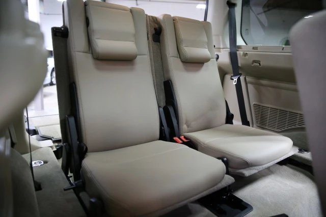 2015 Land Rover Discovery 4th Gen - Image 13 of 21