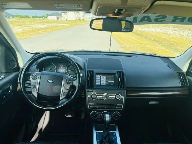 2015 Land Rover Freelander - Image 18 of 19