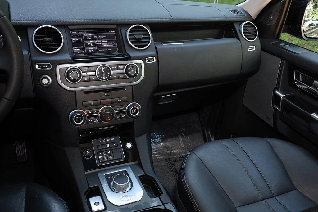 2015 Land Rover Discovery 4th Gen - Image 10 of 21