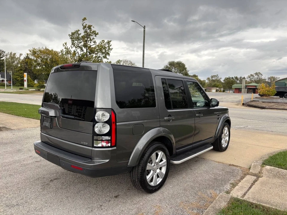 2015 Land Rover Discovery 4th Gen - Image 16 of 21