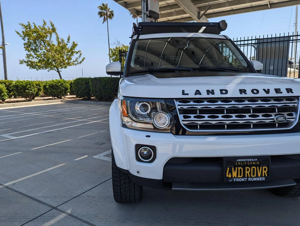 2015 Land Rover Discovery 4th Gen - Image 13 of 31