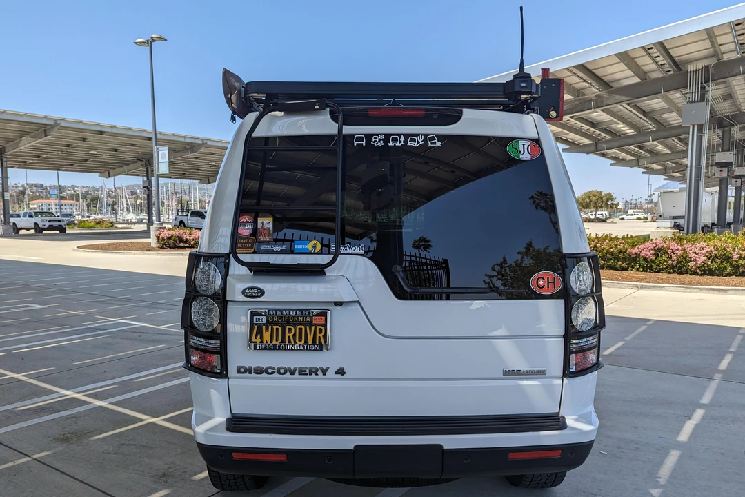 2015 Land Rover Discovery 4th Gen - Image 5 of 31