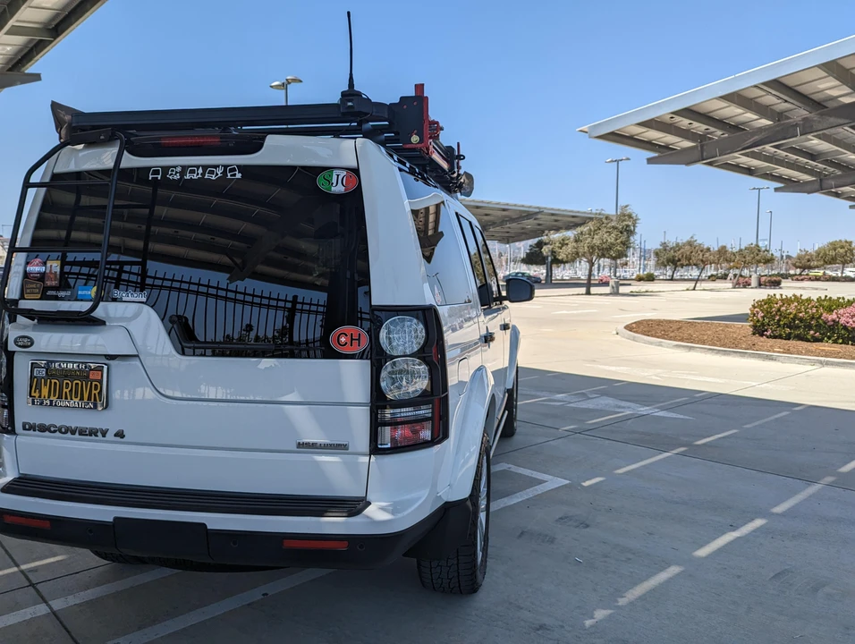 2015 Land Rover Discovery 4th Gen - Image 8 of 31