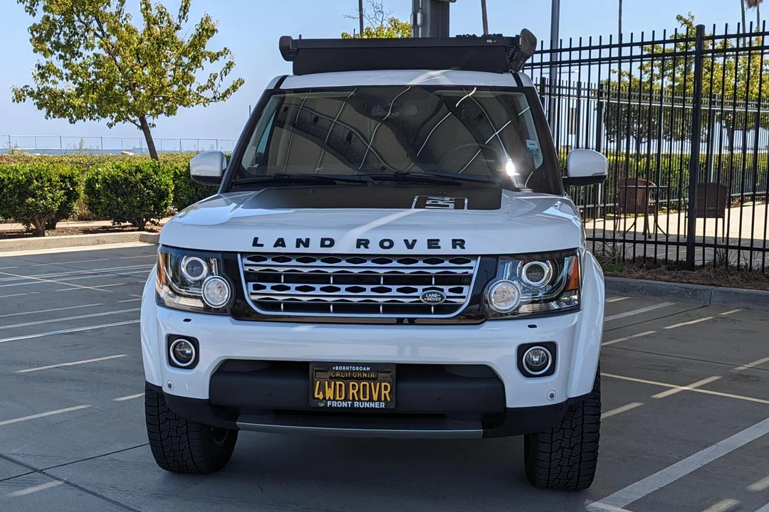 2015 Land Rover Discovery 4th Gen - Image 2 of 31