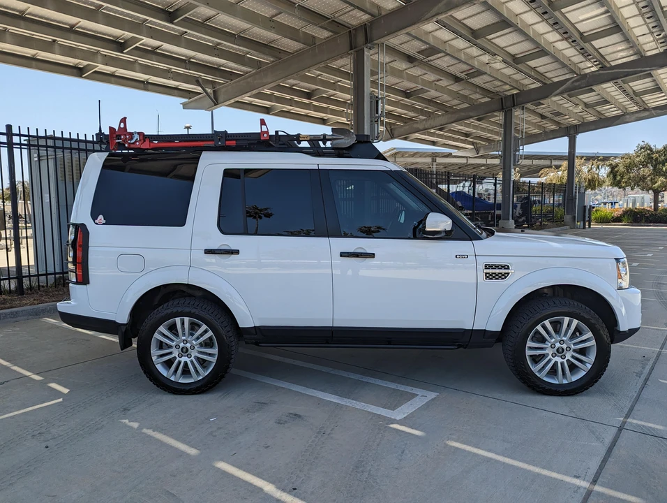 2015 Land Rover Discovery 4th Gen - Image 10 of 31