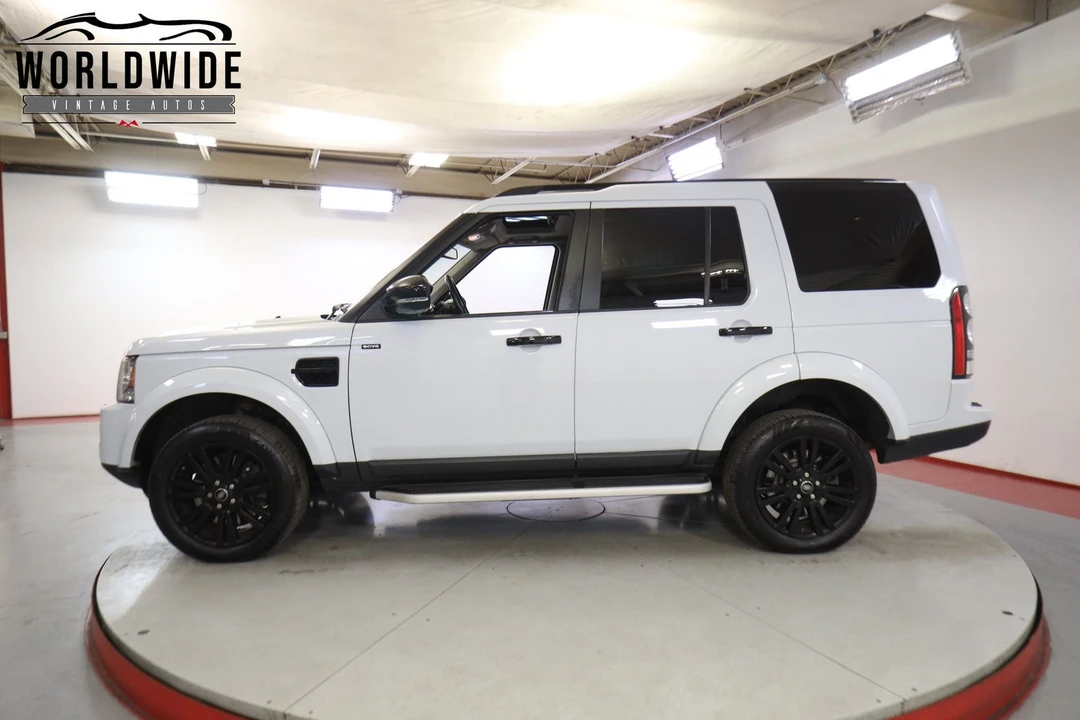 2015 Land Rover Discovery 4th Gen - Image 3 of 12