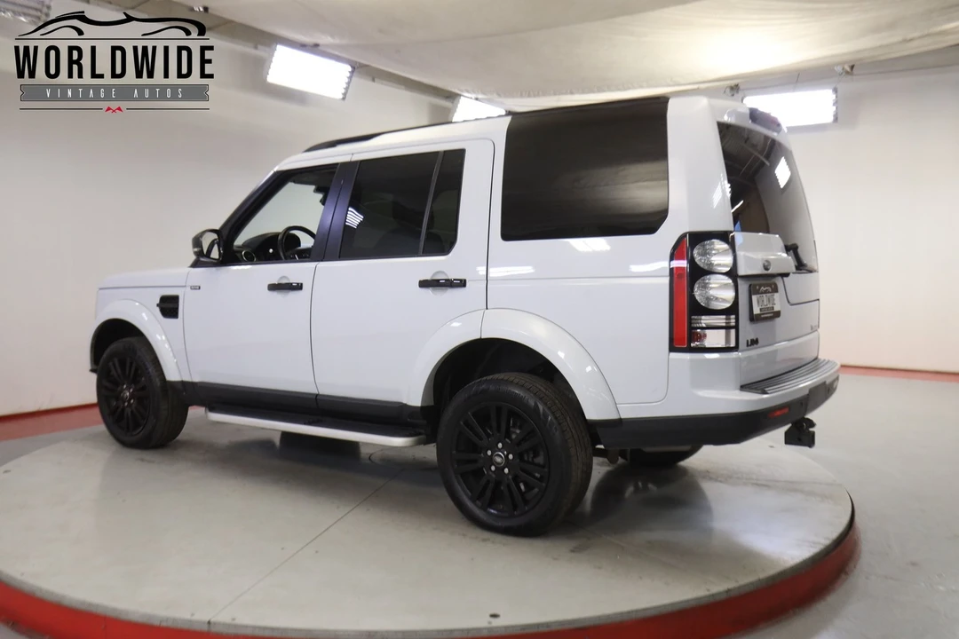 2015 Land Rover Discovery 4th Gen - Image 5 of 12