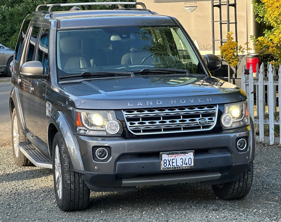 2015 Land Rover Discovery 4th Gen - Image 15 of 31