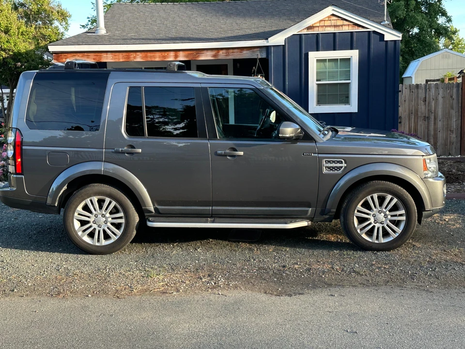 2015 Land Rover Discovery 4th Gen - Image 14 of 31