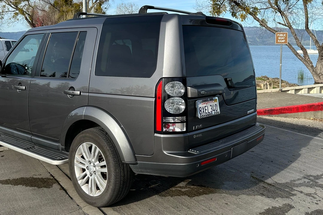2015 Land Rover Discovery 4th Gen - Image 17 of 31