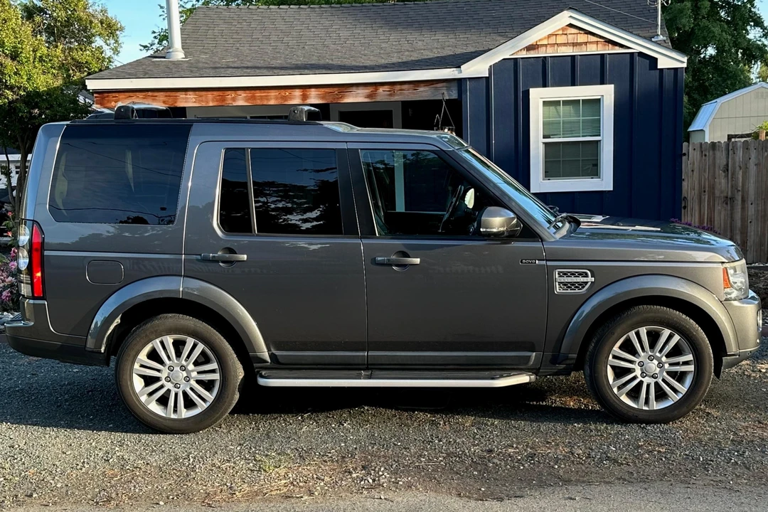 2015 Land Rover Discovery 4th Gen - Image 4 of 31
