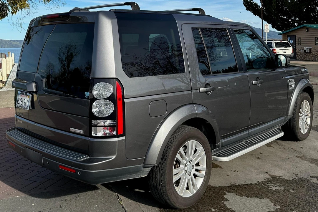 2015 Land Rover Discovery 4th Gen - Image 5 of 31