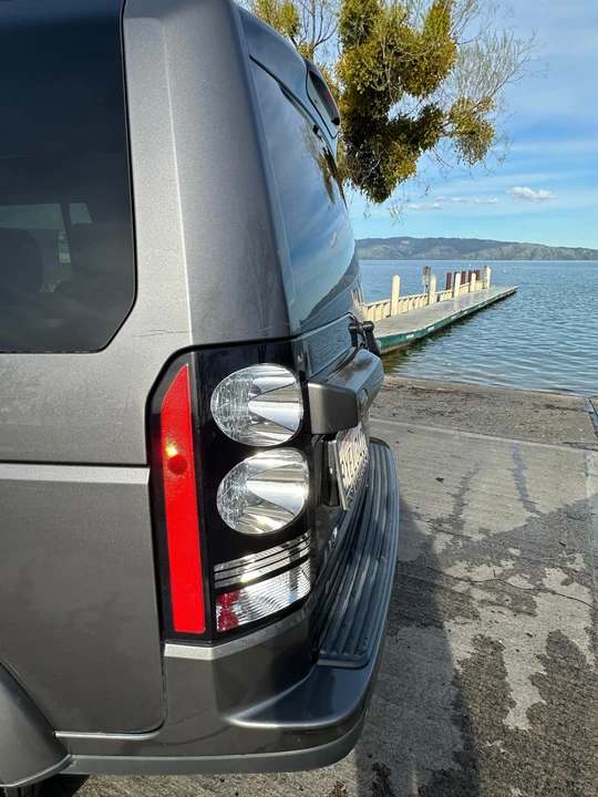 2015 Land Rover Discovery 4th Gen - Image 19 of 31