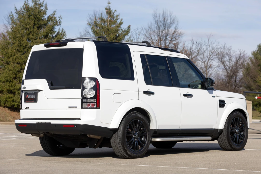 2015 Land Rover Discovery 4th Gen - Image 14 of 31