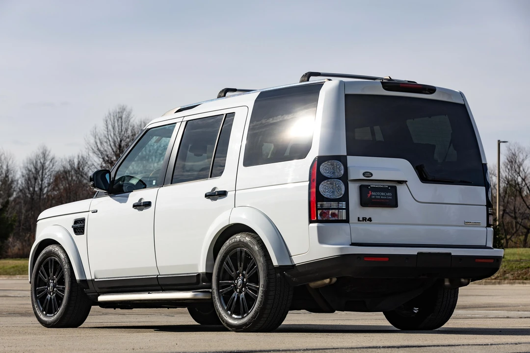 2015 Land Rover Discovery 4th Gen - Image 11 of 31