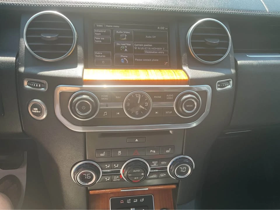 2015 Land Rover Discovery 4th Gen - Image 13 of 15
