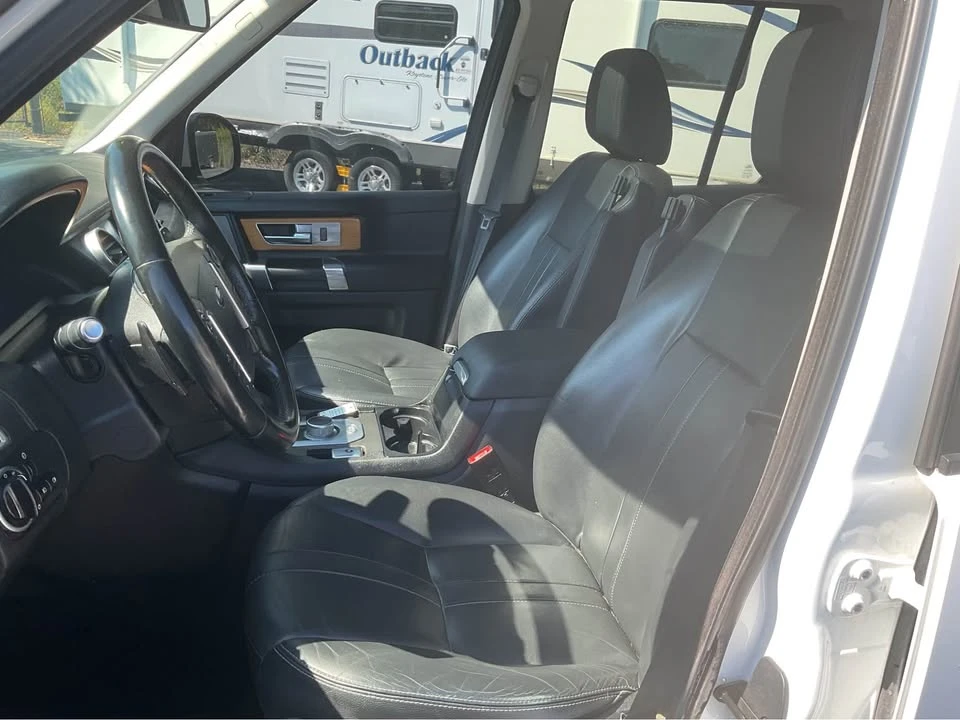 2015 Land Rover Discovery 4th Gen - Image 10 of 15