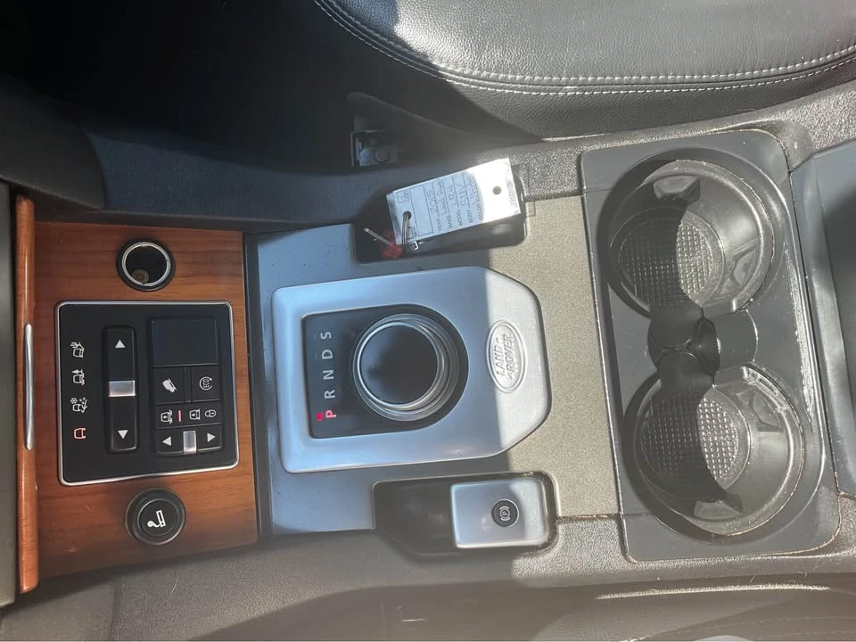 2015 Land Rover Discovery 4th Gen - Image 14 of 15
