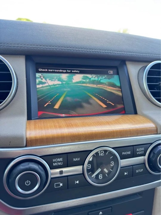 2015 Land Rover Discovery 4th Gen - Image 19 of 20