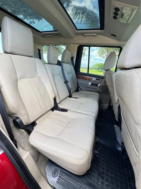 2015 Land Rover Discovery 4th Gen - Image 13 of 20