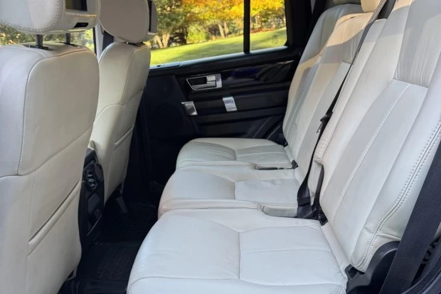 2015 Land Rover Discovery 4th Gen - Image 4 of 8