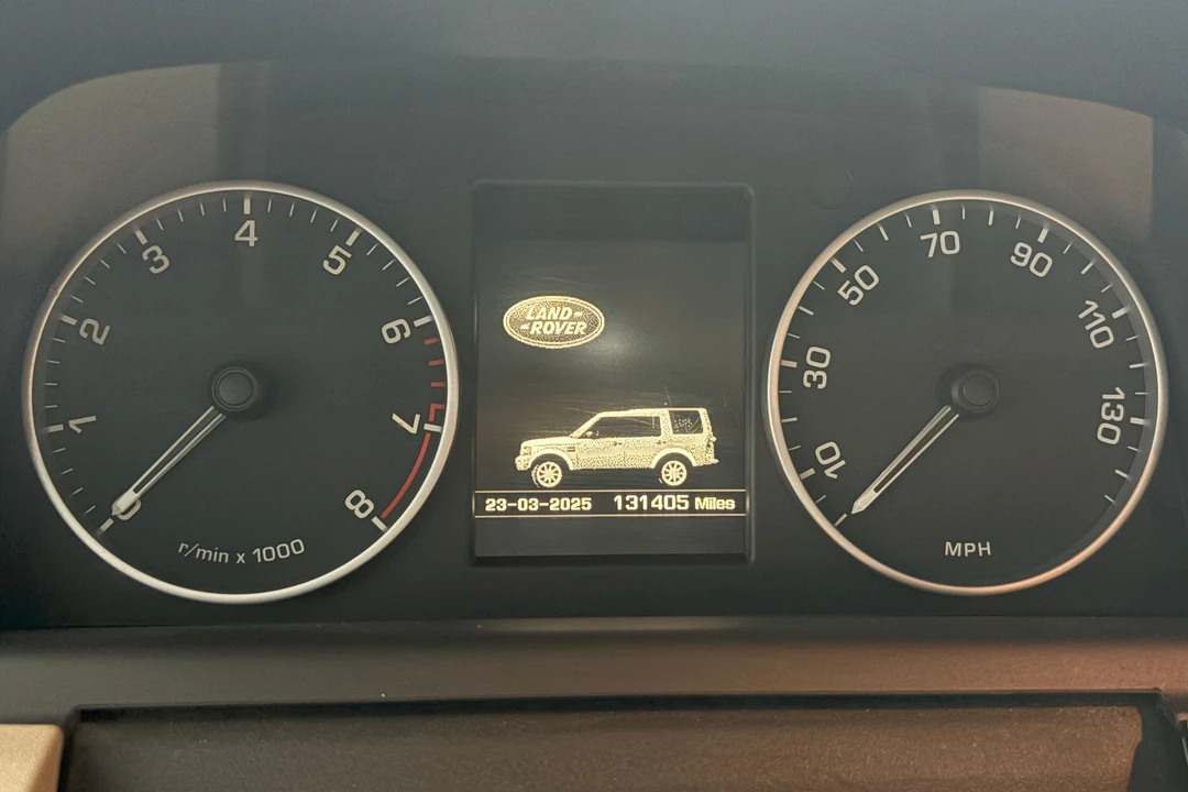 2015 Land Rover Discovery 4th Gen - Image 31 of 31