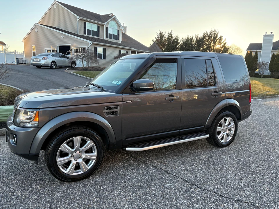 2015 Land Rover Discovery 4th Gen - Image 9 of 31