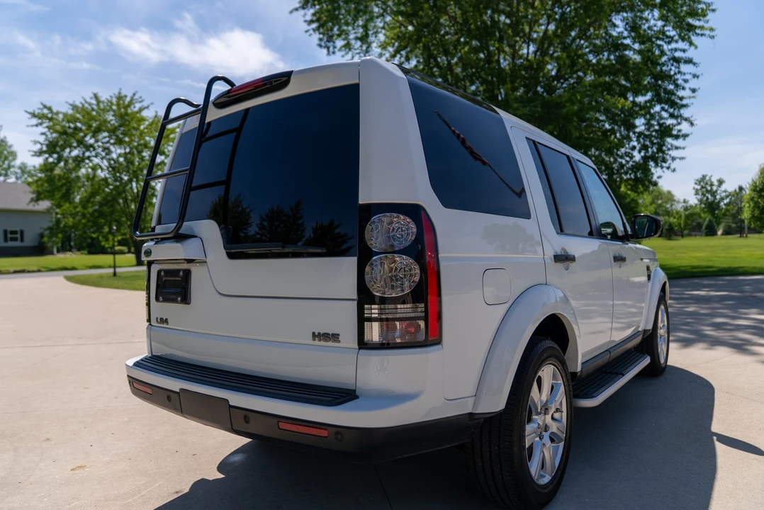 2015 Land Rover Discovery 4th Gen - Image 29 of 31