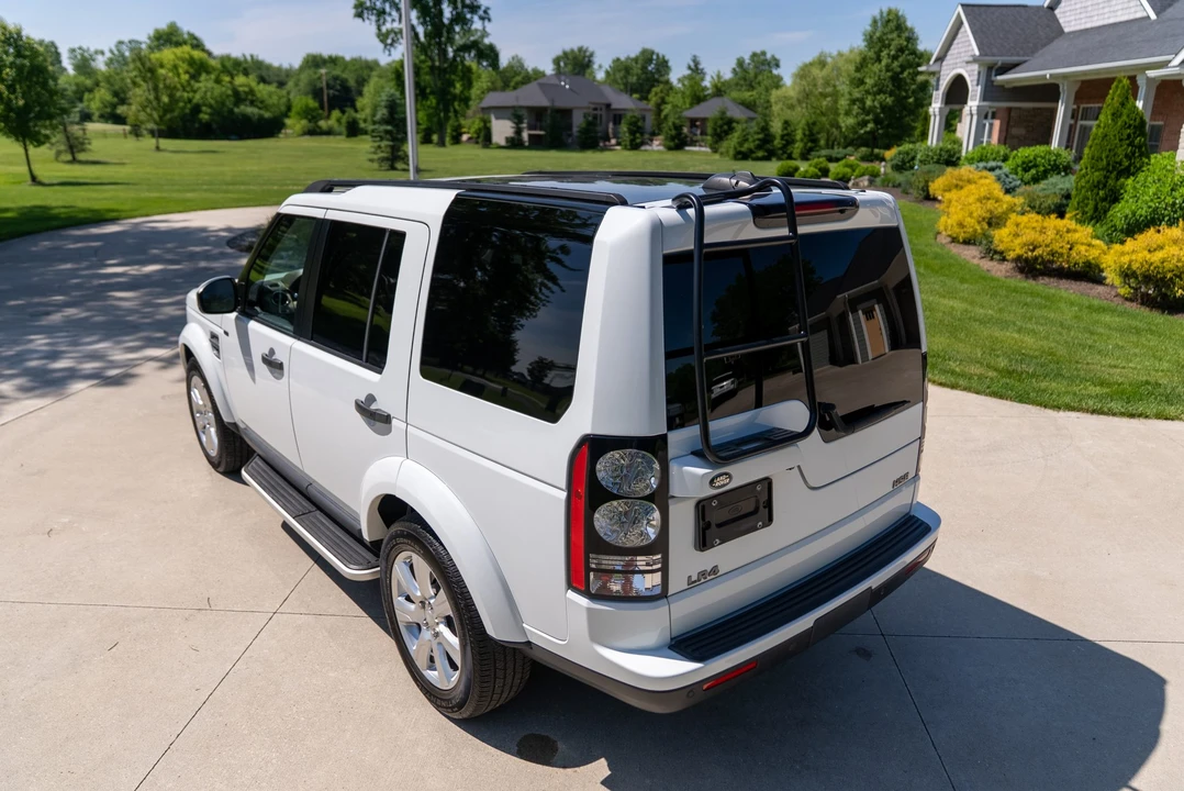 2015 Land Rover Discovery 4th Gen - Image 20 of 31