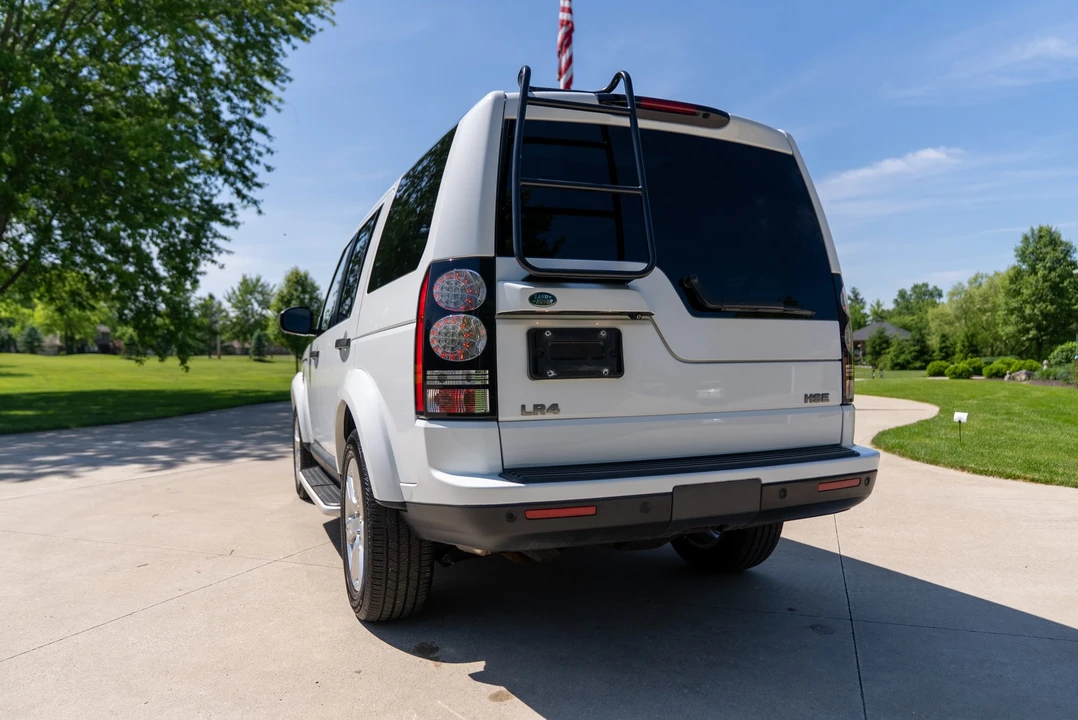 2015 Land Rover Discovery 4th Gen - Image 22 of 31