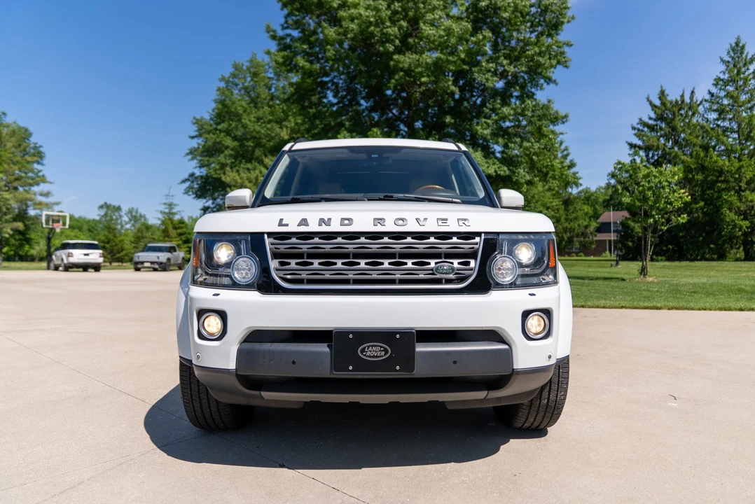 2015 Land Rover Discovery 4th Gen - Image 7 of 31