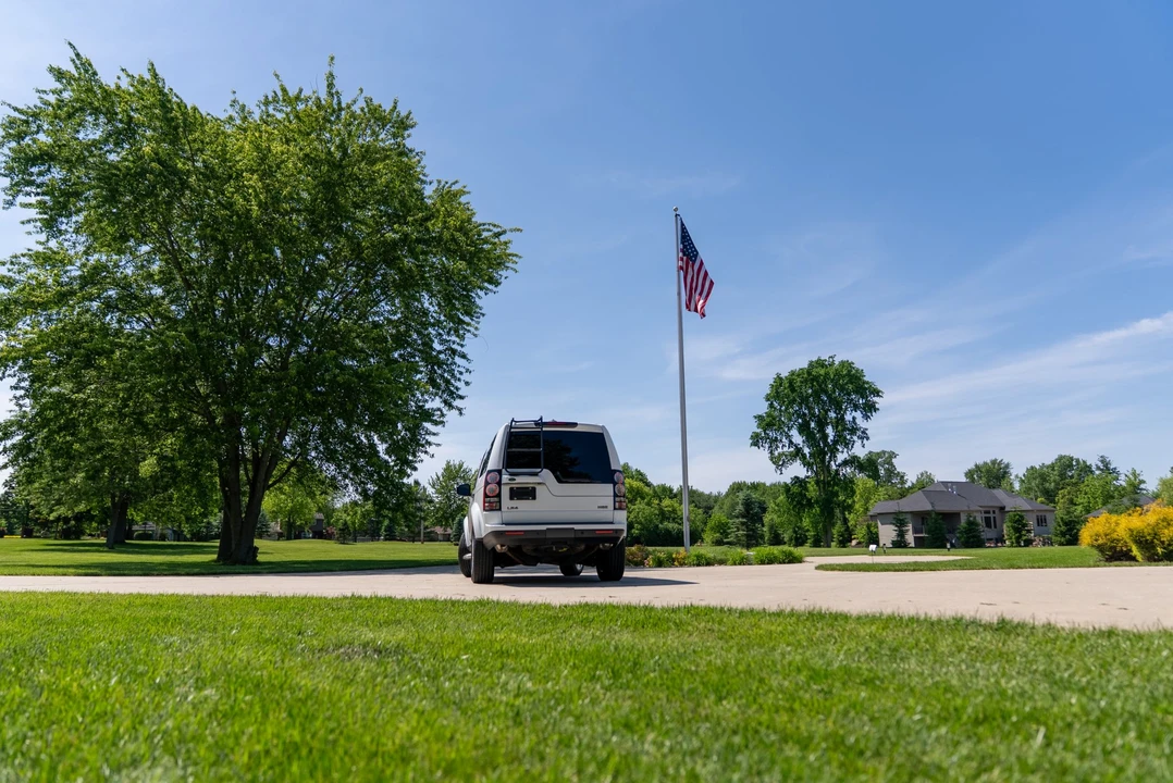 2015 Land Rover Discovery 4th Gen - Image 24 of 31