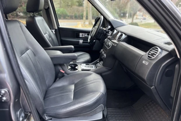 2015 Land Rover Discovery 4th Gen - Image 4 of 7